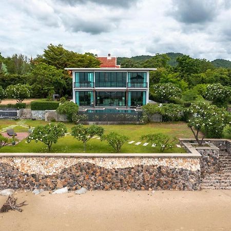 Beachfront Modern 4 Bedroom Pool Villa - Rv 후아 힌 외부 사진