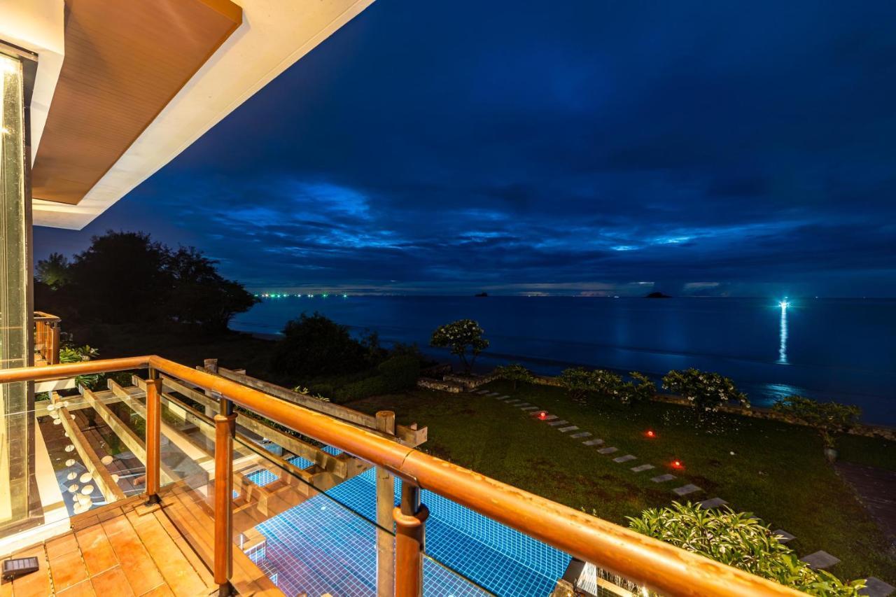 Beachfront Modern 4 Bedroom Pool Villa - Rv 후아 힌 외부 사진