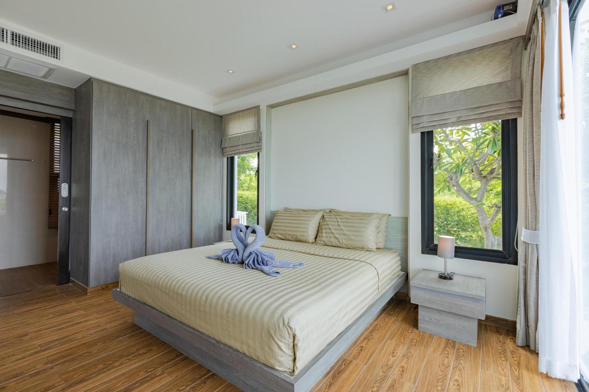 Beachfront Modern 4 Bedroom Pool Villa - Rv 후아 힌 외부 사진