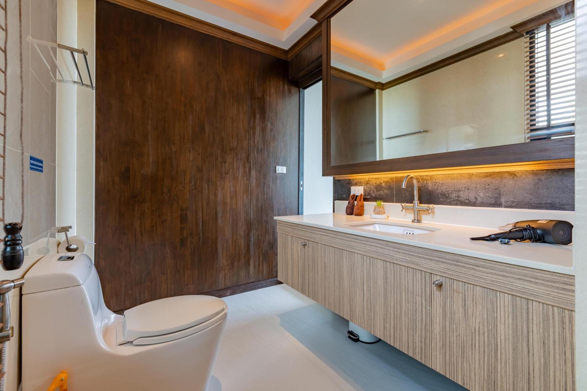 Beachfront Modern 4 Bedroom Pool Villa - Rv 후아 힌 외부 사진