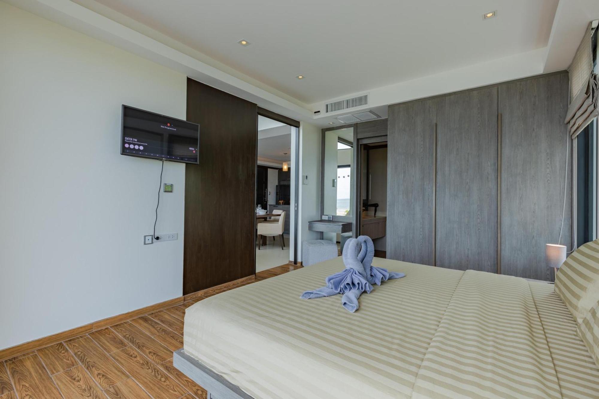 Beachfront Modern 4 Bedroom Pool Villa - Rv 후아 힌 외부 사진
