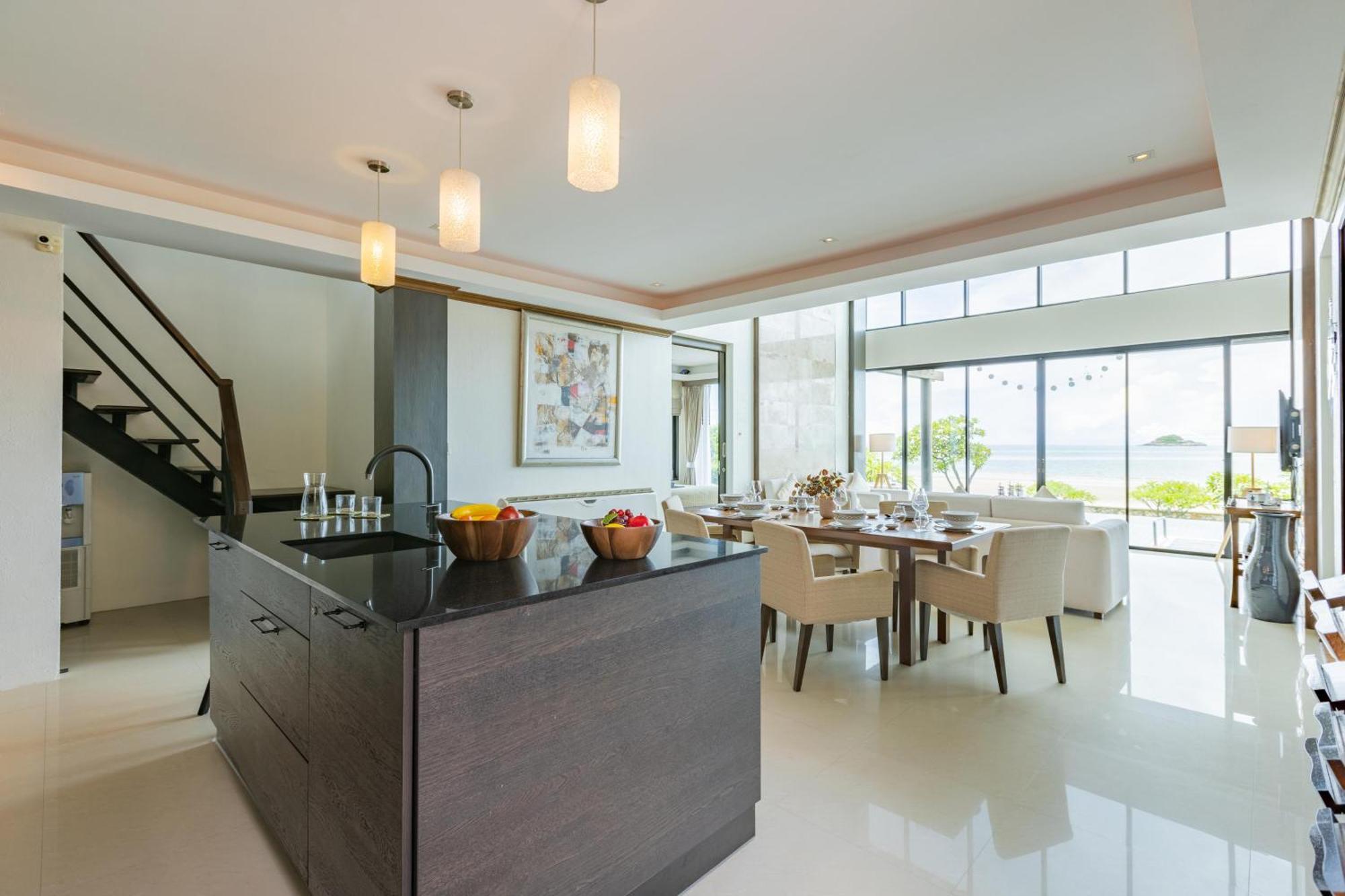 Beachfront Modern 4 Bedroom Pool Villa - Rv 후아 힌 외부 사진